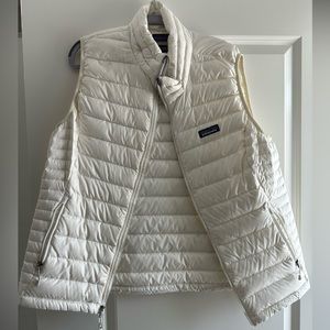 Cream / off white Patagonia vest women’s